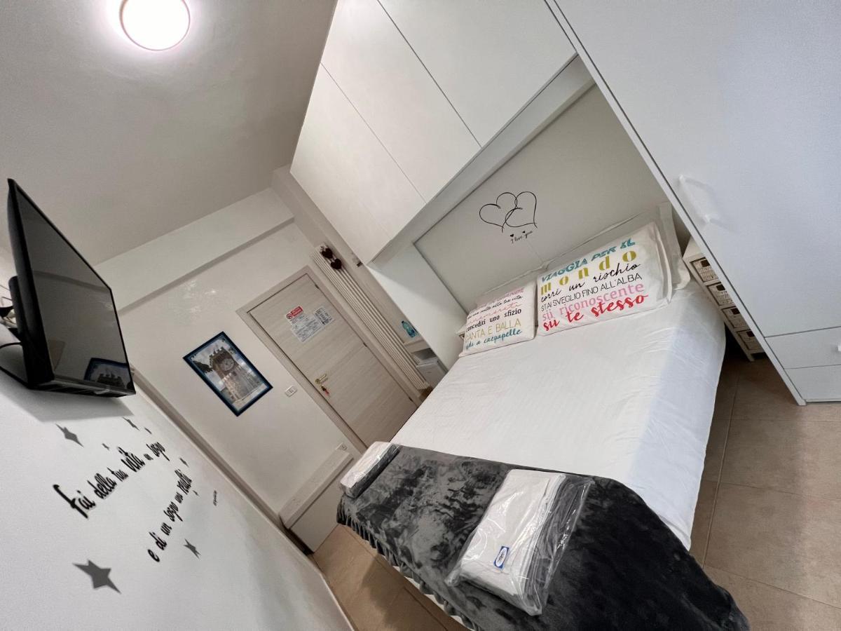 Bed and Breakfast Mare D'Amare Сан-Бенедетто-дель-Тронто Экстерьер фото