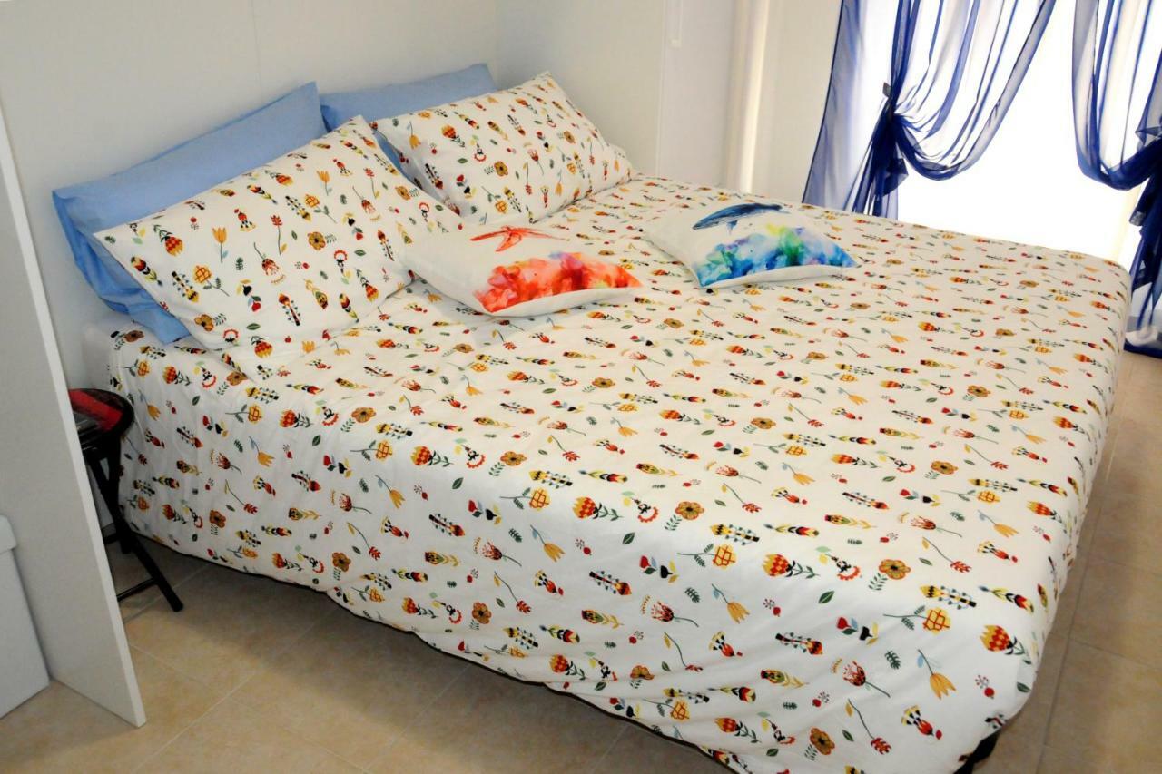 Bed and Breakfast Mare D'Amare Сан-Бенедетто-дель-Тронто Экстерьер фото